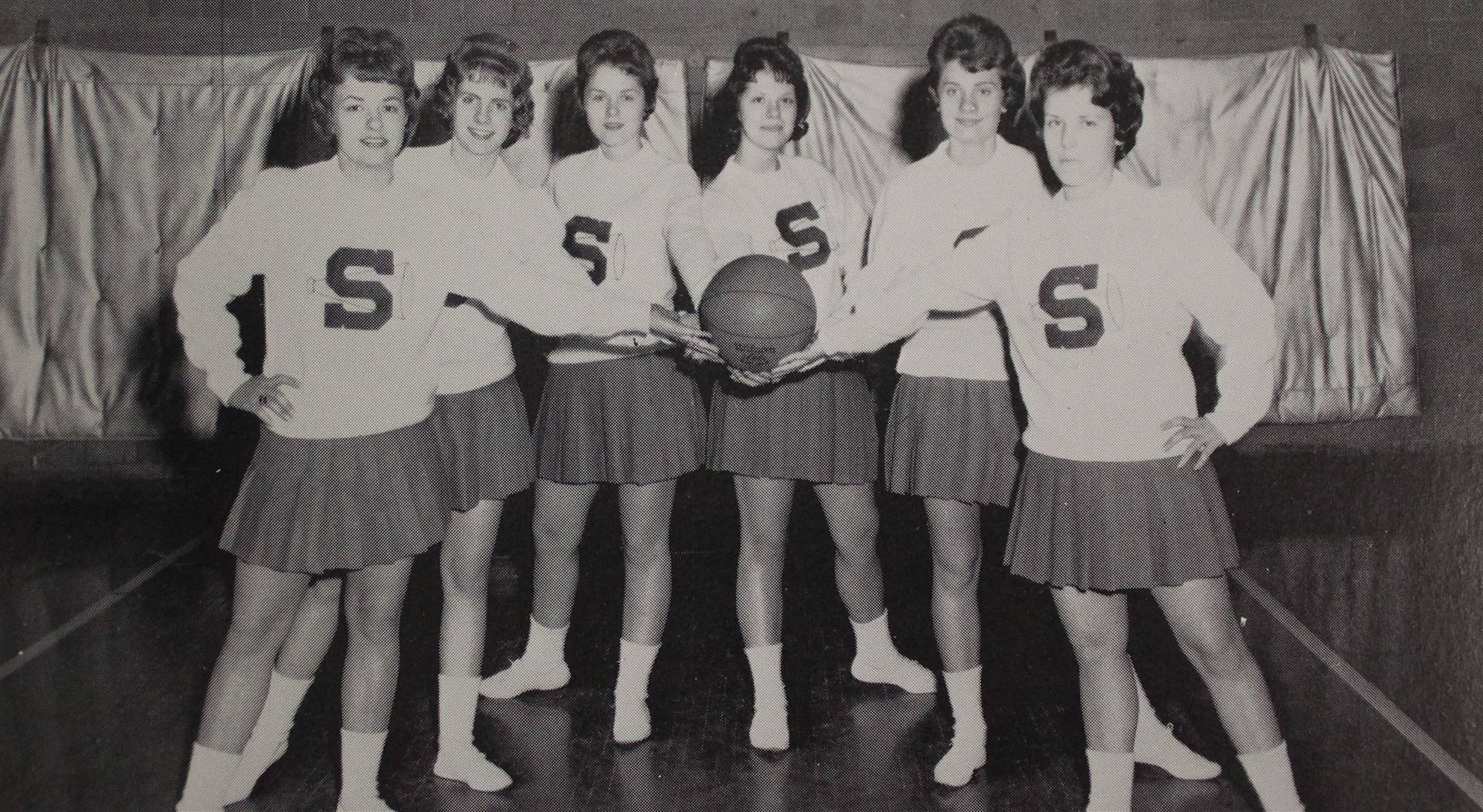 1963 Senior Cheerleaders